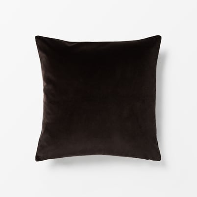 Cushion Velvet - Brown | Svenskt Tenn