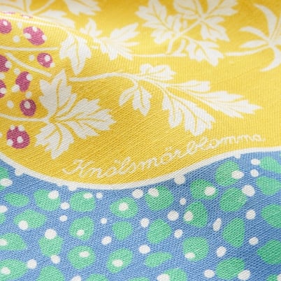 Placemat Textile Flora - Blue Yellow | Svenskt Tenn