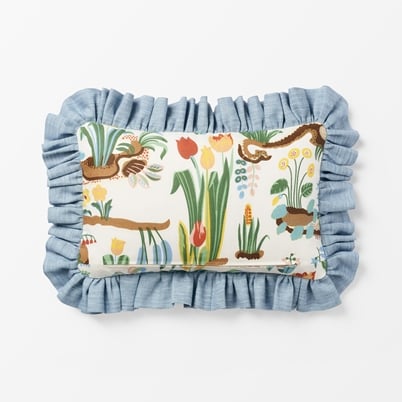 Cushion With Frill - Primavera | Svenskt Tenn