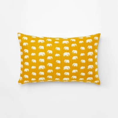 Cushion Elefant - Width 35 cm, Length 55 cm, Linen, Yellow | Svenskt Tenn
