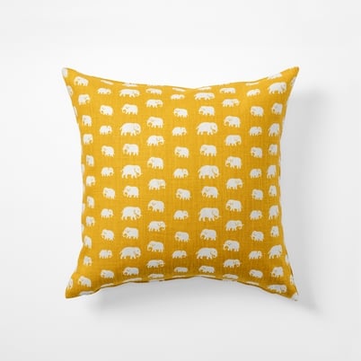 Cushion Elefant - Width 50 cm, Length 50 cm, Linen, Yellow | Svenskt Tenn
