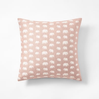 Cushion Elefant - Width 50 cm, Length 50 cm, Linen, Light Pink | Svenskt Tenn