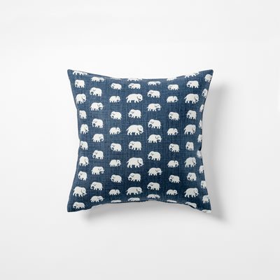 Cushion Elefant - Length 40 cm Width 40 cm, Linen, Elefant, Storm Blue, Estrid Ericson/Svenskt Tenn | Svenskt Tenn