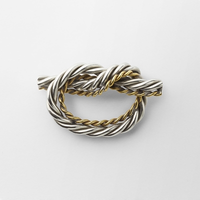 Brooch Knot - Svenskt Tenn Online -  Length 7 cm Width 2 cm Height 3 cm, Brass, Estrid Ericson