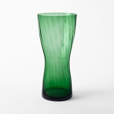 Vase Iris - Svenskt Tenn Online - Diameter 16,5 cm, Height 36 cm, Green, Ann Wåhlström