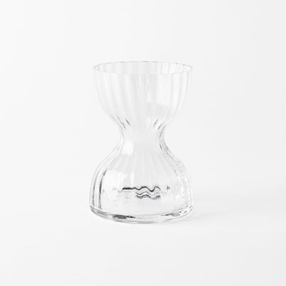 Vase Iris - Diameter 10,5 cm, Height 14 cm, Clear | Svenskt Tenn