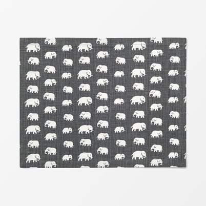 Placemat Textile Elefant - Grey | Svenskt Tenn