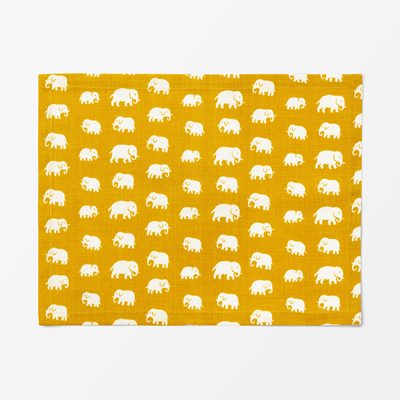 Placemat Textile Elefant - Length 45cm Width 35cm, Linen, Elefant, Yellow, Estrid Ericson | Svenskt Tenn