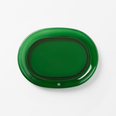 Plate Oval - Green | Svenskt Tenn