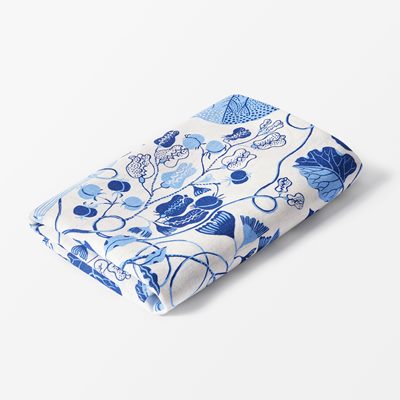 Table Cloth La Plata -  Length 250 cm Width 125 cm, Linen, La Plata, Blue, Josef Frank/Svenskt Tenn | Svenskt Tenn