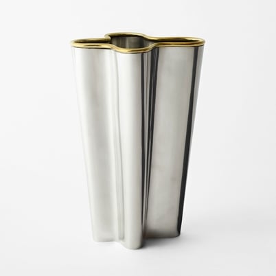Vase Waveform | Svenskt Tenn
