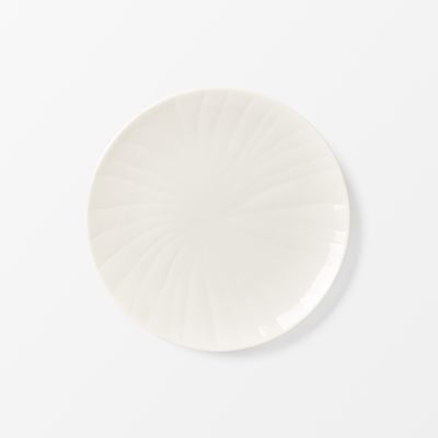 Small Plate Gryning - Ø19 cm Height 2,3 cm, Ceramics, White, Sara Söderberg | Svenskt Tenn