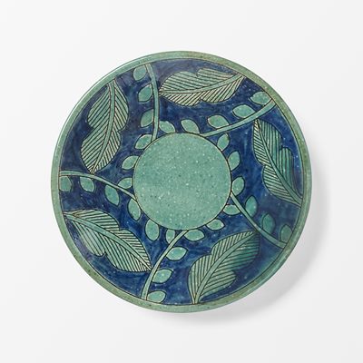 Plate Turquoise Leaves - Ø26 cm, Ceramics, Round, Turquoise, Malaika Linens | Svenskt Tenn