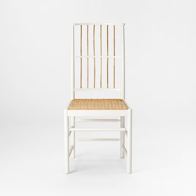 Chair 2025 - Lacquered birch rattan seat, White | Svenskt Tenn