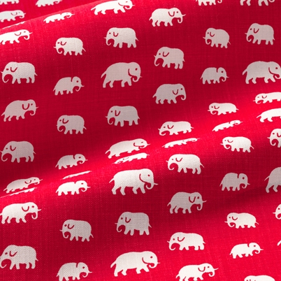 Fabric Sample Elefant - Linen 315, Red | Svenskt Tenn