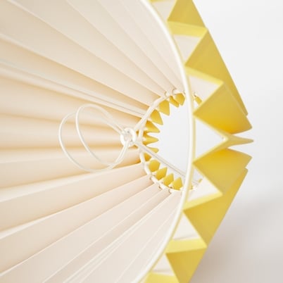 Pleated Lampshade - Height 16,5 cm, Cotton Polyester, Lemon | Svenskt Tenn