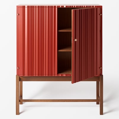 Cabinet 2192 - Width 110 cm, Height 140 cm, Red | Svenskt Tenn
