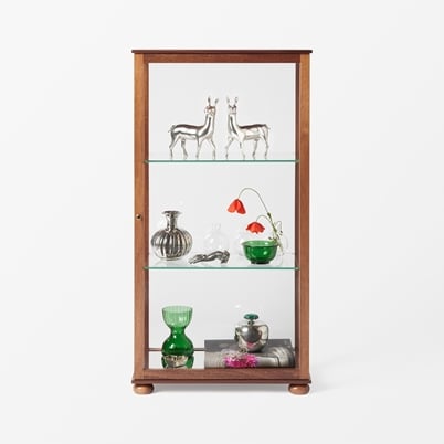 Glass Cabinet 649 | Svenskt Tenn