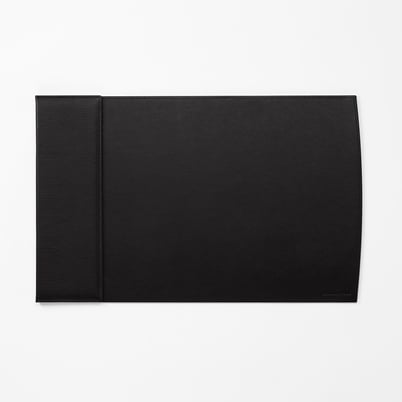 Deskpad Embossed Leather - Black | Svenskt Tenn
