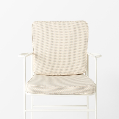 Chair pad 591 Pierre Frey Arles Beige - Svenskt Tenn Online