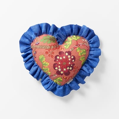 Cushion Heart With Frill - Mirakel, Red | Svenskt Tenn