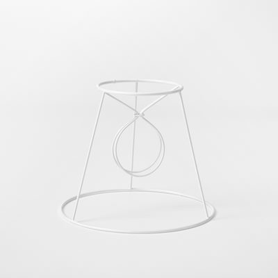 Wire frame pleated lampshade - White Painted Steel Wire, Large clip, White | Svenskt Tenn